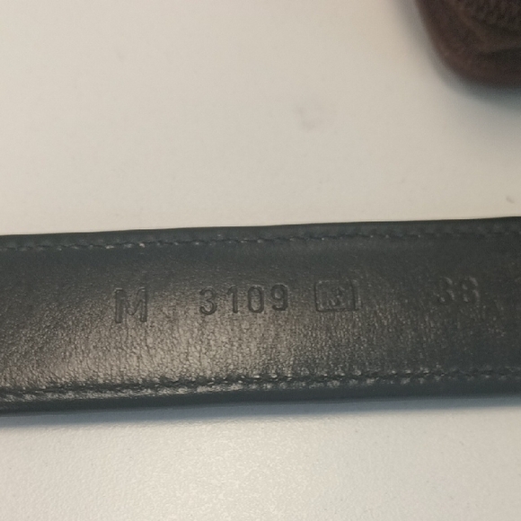 Mezlan Black Leather Belt Bag with Silver Buckle - Picture 5 of 13